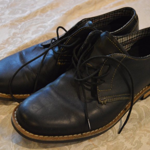 The Original Penguin Wade Oxford Shoes - Picture 2 of 6